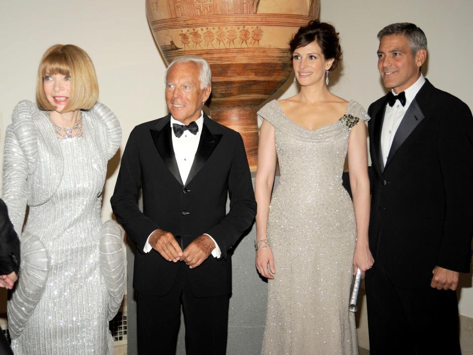 anna wintour giorgio armani julia roberts george clooney met ball 2008