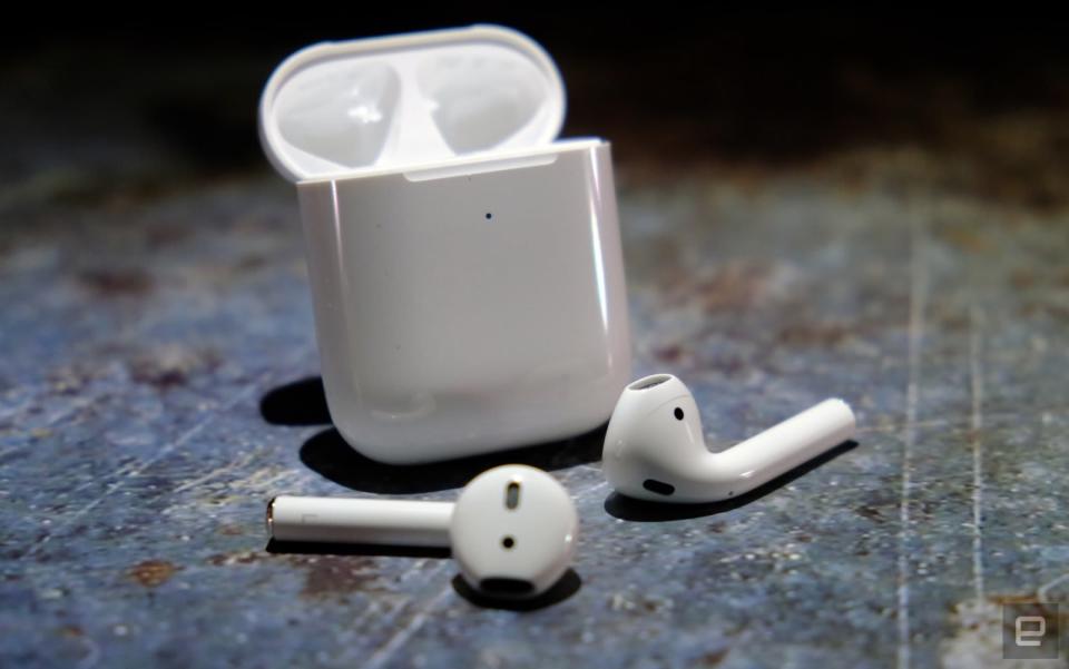 AirPods