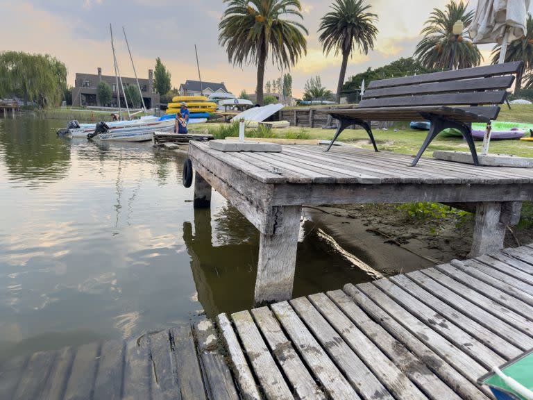 Las mediciones en el lago central de Nordelta indican que el nivel de agua se encuentra 40 cm por debajo de su valor normal