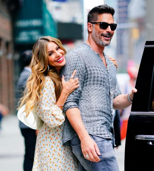 Photos and Pictures - NYC 05/20/10 Sofia Vergara (ABC's Modern Family) and  boyfriend Nick Loeb stopping to get pizza for him, and sushi for her, while  shopping in SOHO and then stopping