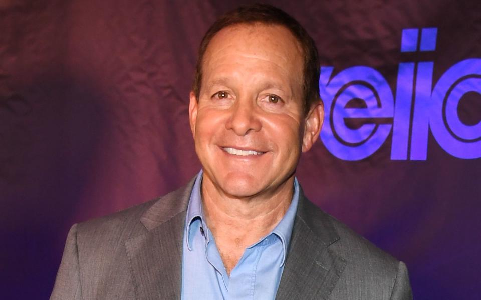 Steve Guttenberg