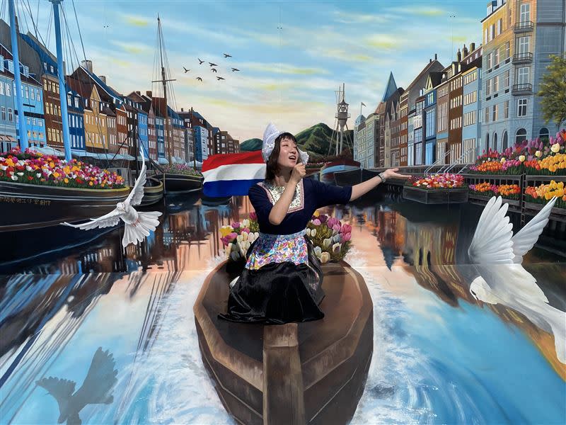 透過3D彩繪想像乘座遊船帶您遊阿姆斯特丹的運河屋（圖／翻攝自北市府官網）
