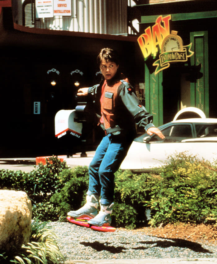 Michael J. Fox como Marty McFly