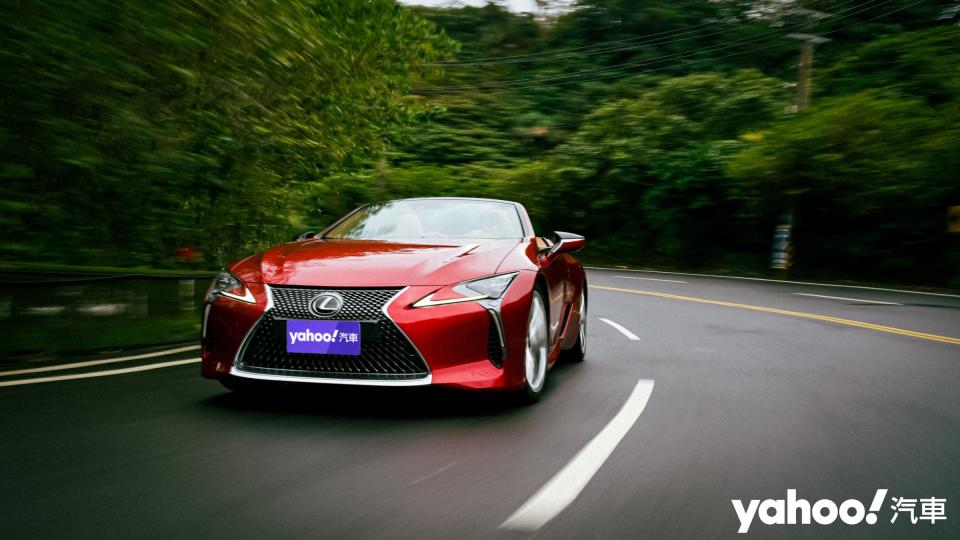 2021 Lexus LC500 Convertible北海岸試駕！來場專屬於大人的跑車浪漫旅！