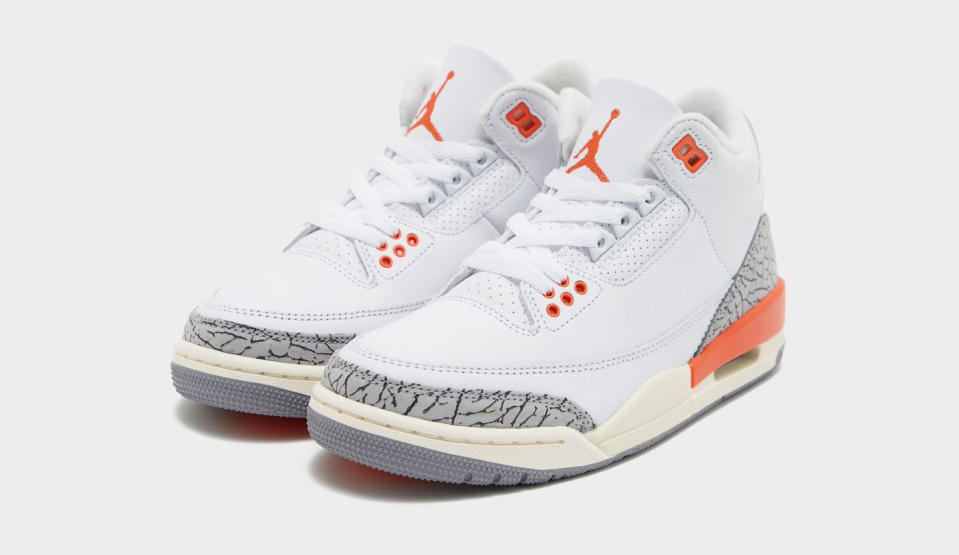 Air Jordan 3 Peach 