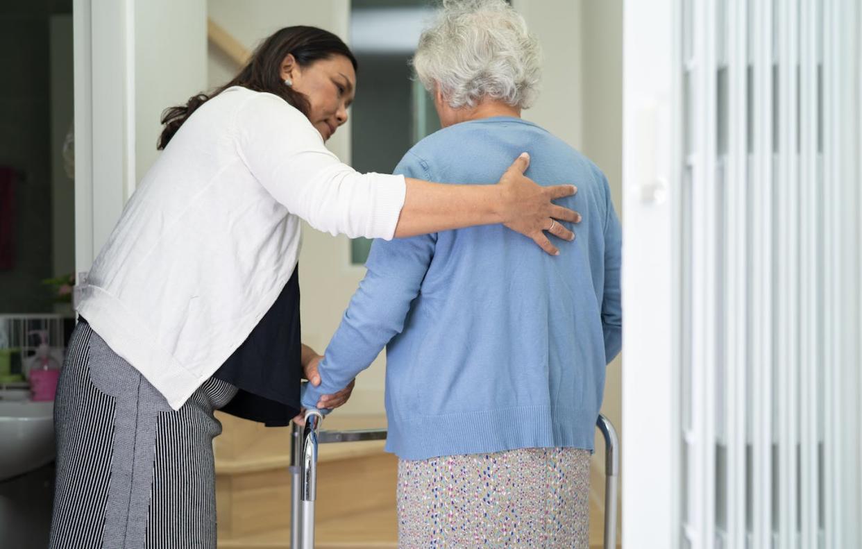 About 1 in 4 adults ages 65 and up experience a fall every year. <a href="https://www.gettyimages.com/detail/photo/caregiver-help-asian-or-elderly-old-woman-walk-with-royalty-free-image/1383512710?phrase=seniors+fall&adppopup=true" rel="nofollow noopener" target="_blank" data-ylk="slk:sasirin pamai/iStock via Getty Images Plus;elm:context_link;itc:0;sec:content-canvas" class="link ">sasirin pamai/iStock via Getty Images Plus</a>