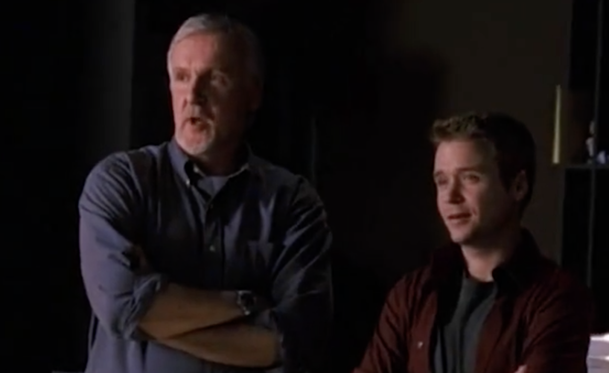 James Cameron and Kevin Connolly in a scene from 'Entourage' (Photo: HBO)