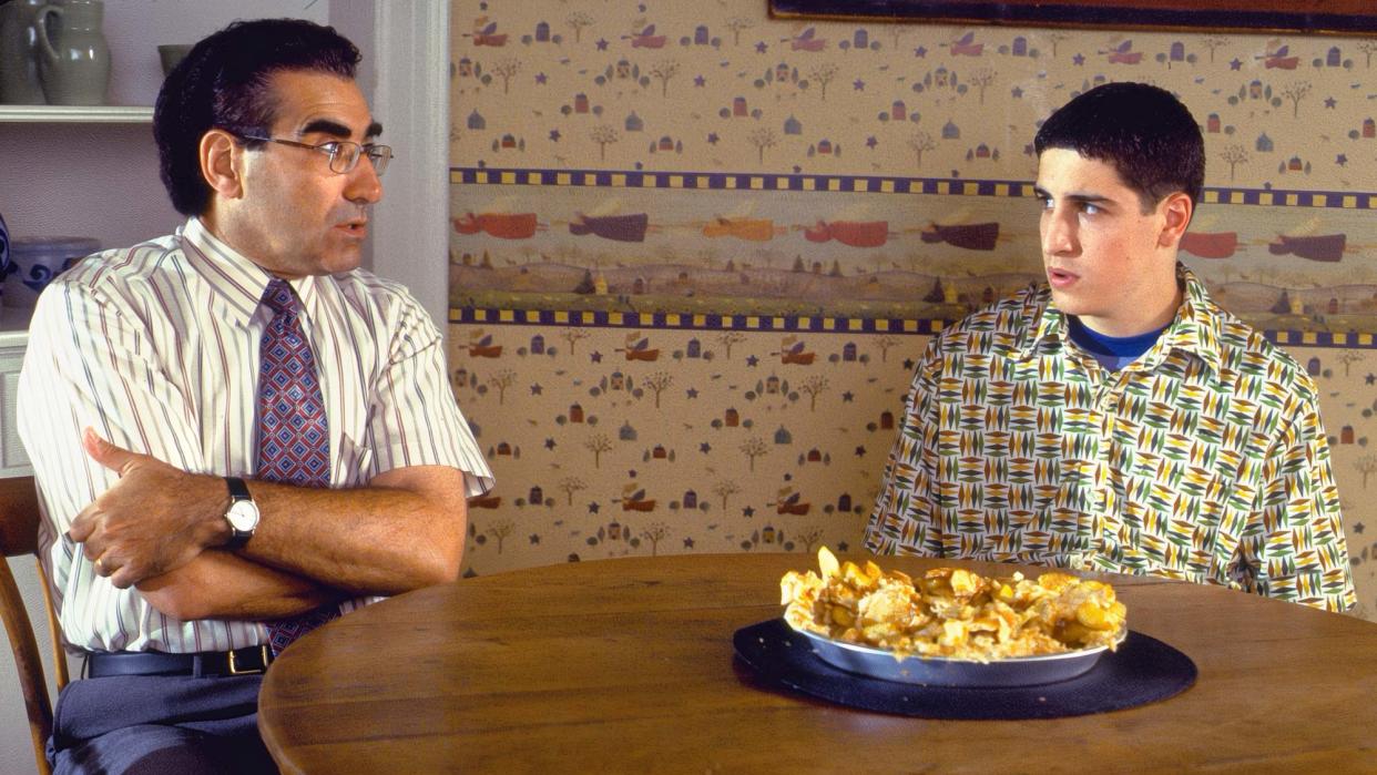  Eugene Levy and Jason Biggs in American Pie. 