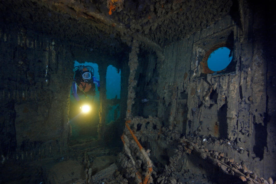 Underwater shipwreck