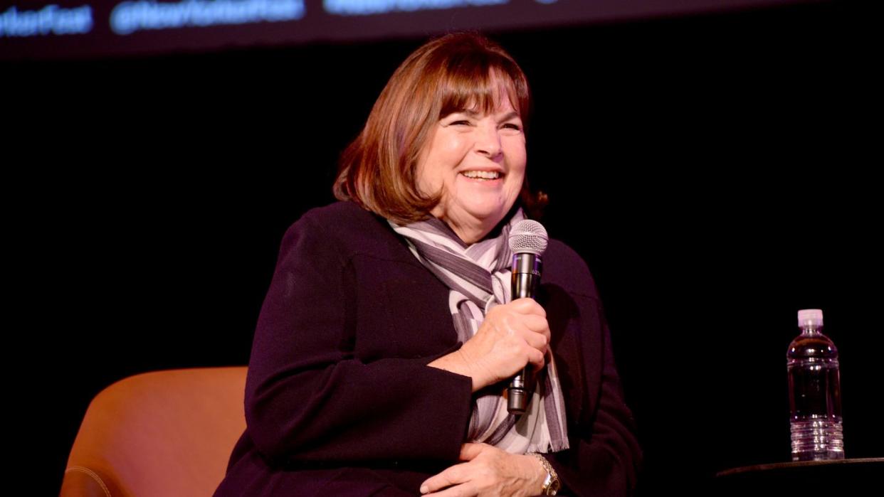 the 2019 new yorker festival ina garten talks with helen rosner