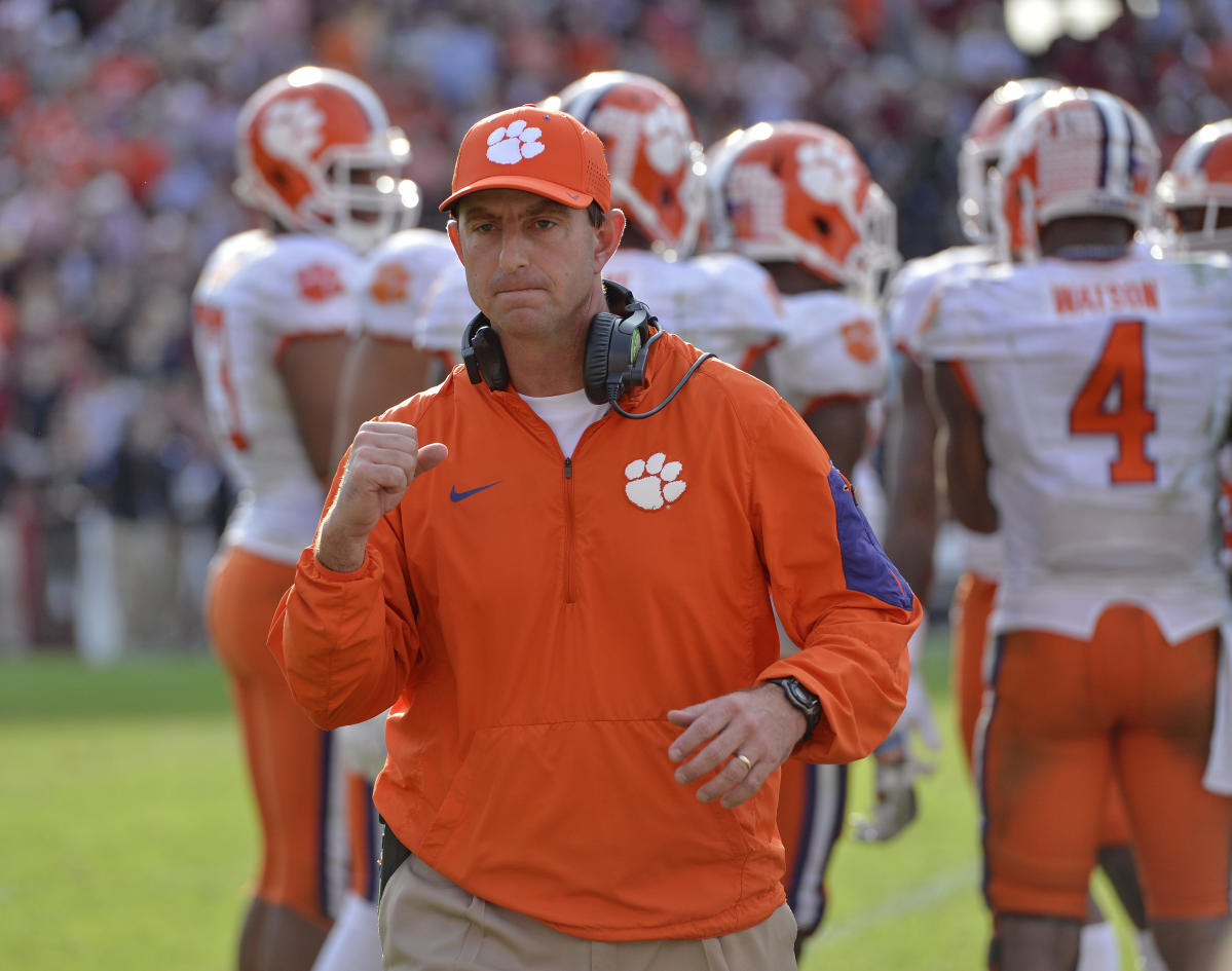 #Clemson picked as champion, narrowly edging out Florida State [Video]