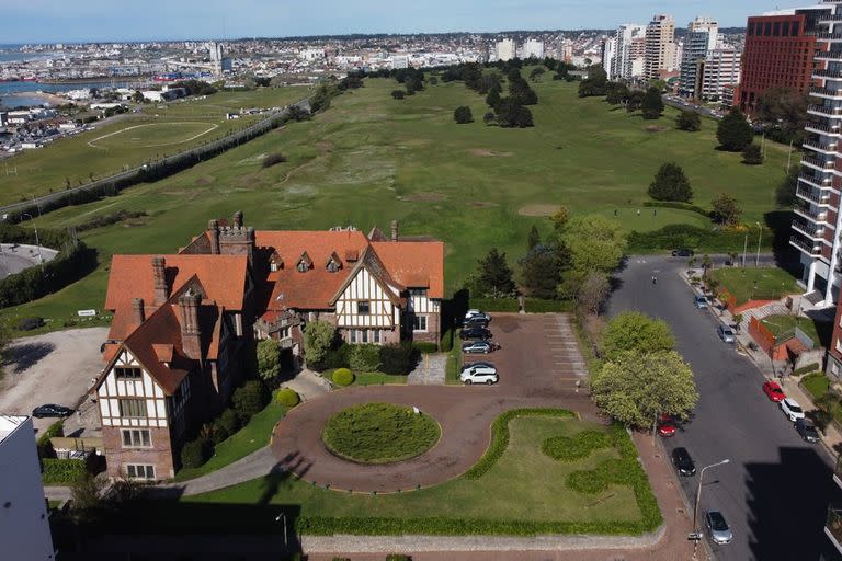 Presentan un proyecto para hacer un parque público en el Golf Club Playa Grande de Mar del Plata