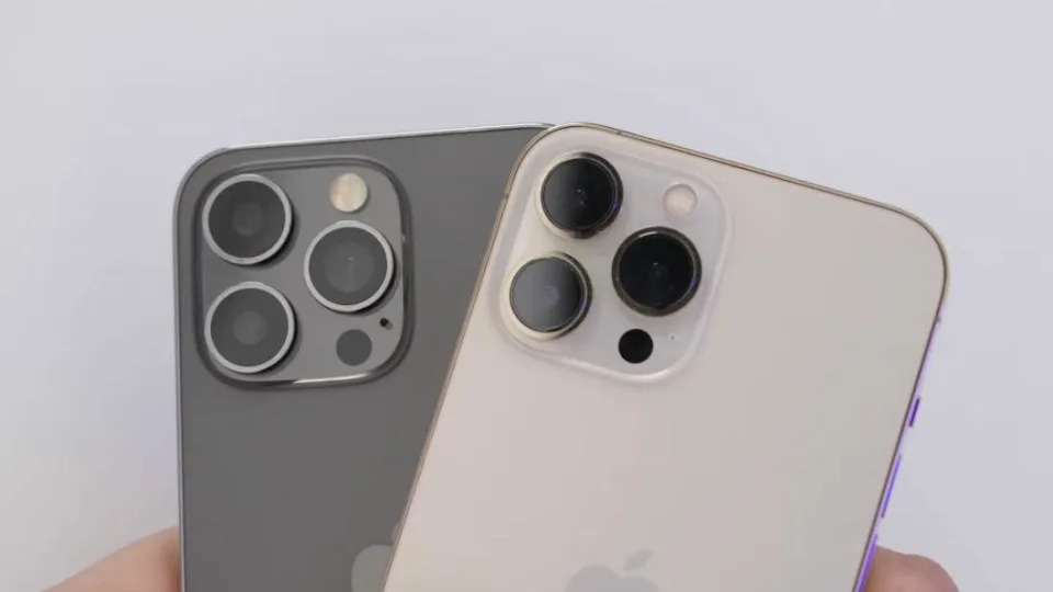 外媒推測隨顯螢幕可能會是iPhone 14 Pro、14 Pro Max專屬。（圖／翻攝自Unbox Therapy Youtube 頻道）