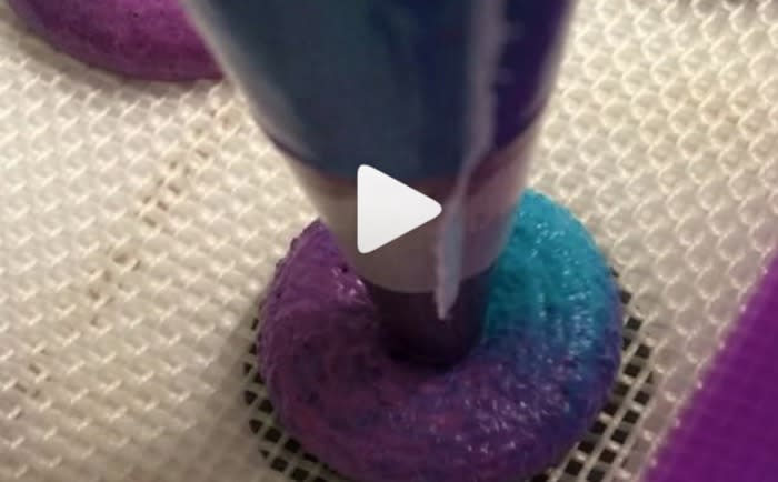 You need to watch these rainbow macarons being made, it’s too hypnotic