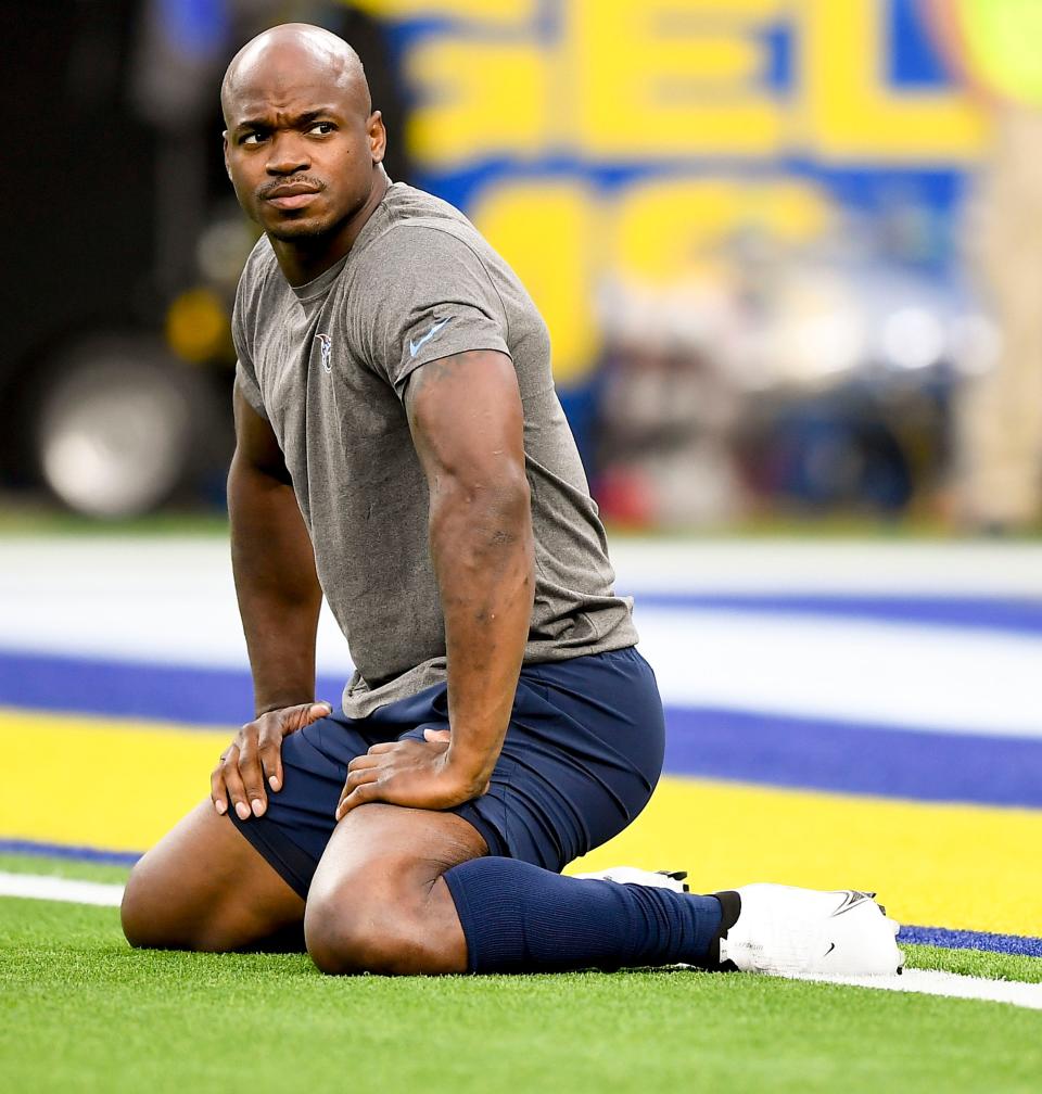 Tennessee Titans running back Adrian Peterson (8) warms up before facing the Rams at SoFI Stadium Sunday, Nov. 7, 2021 in Inglewood, Calif. 