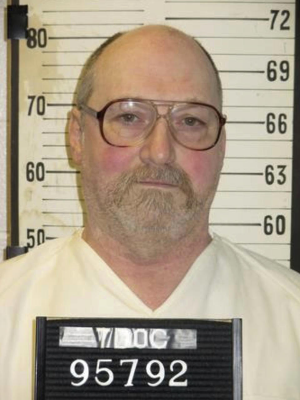 This undated photo provided by the Tennessee Department of Correction shows death row inmate David Earl Miller in Nashville, Tenn. Miller, 61, has been moved to the state’s death watch ahead of his scheduled execution Thursday, Dec. 2018. Miller, who has been on death row for 36 years, was sentenced to death for the 1981 murder of 23-year-old Lee Standifer in Knoxville. (Tennessee Department of Correction via AP)