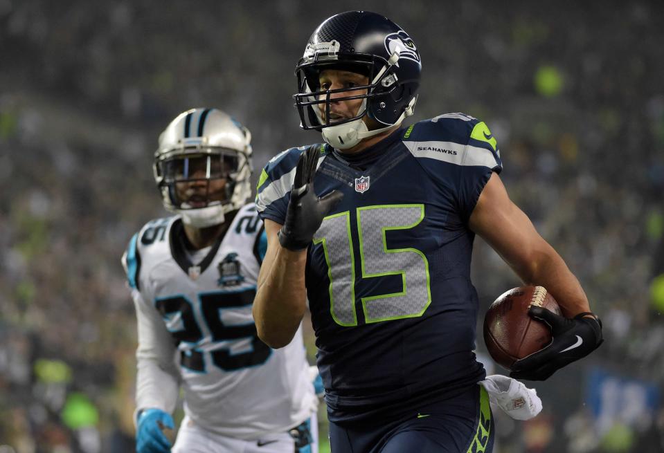 After the Panthers answered with a TD of their own, the Seahawks went back ahead  14-7 on a 63-TD pass to Jermaine Kearse (15) in the second quarter.