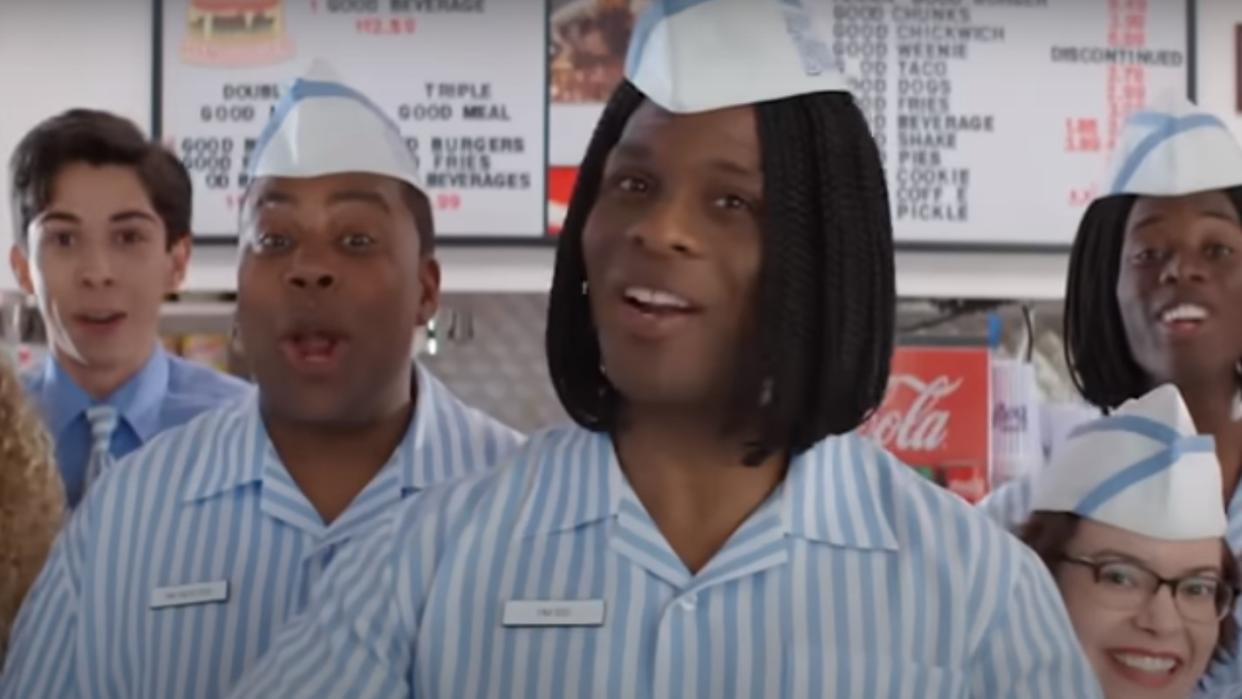  Keenan Thompson and Kel Mitchell in Good Burger 2. 