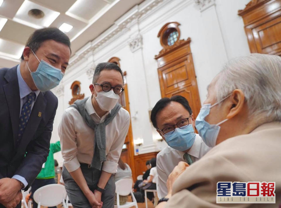 聶德權到訪香港大學。FB圖片