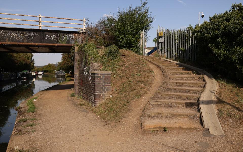 The bridge where Daniel Khalife was arrested