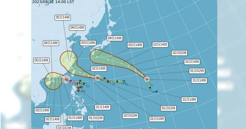 蘇拉颱風（左）才剛逐漸遠離台灣，海葵颱風（中）路徑就南修，恐成西北颱影響北部。（圖／氣象局）