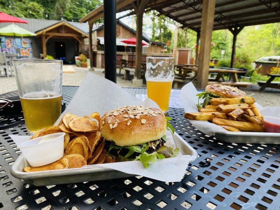 Burgers and beer at The Freefolk Brewery