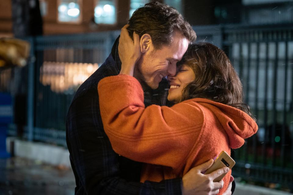 LOVE AGAIN, (aka IT&#39;S ALL COMING BACK TO ME), from left: Sam Heughan, Priyanka Chopra Jonas, 2023. ph: Liam Daniel / &#xa9; Sony Pictures Entertainment / Courtesy Everett Collection