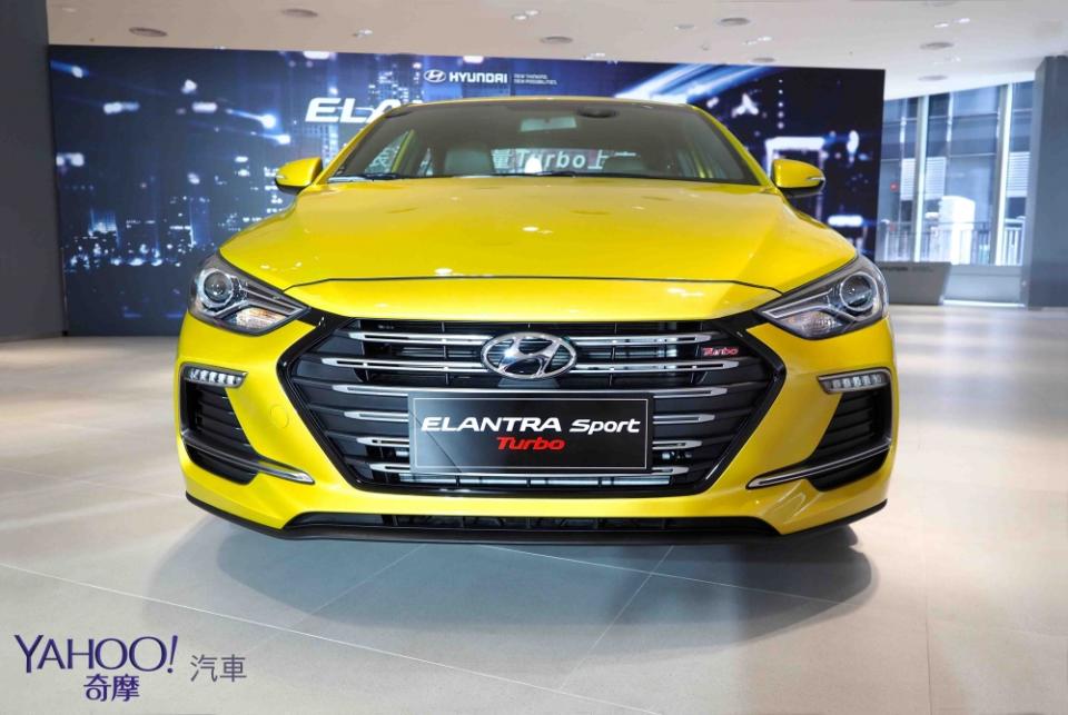 109.9萬挑戰運動系級距！Hyundai Elantra Sport限量抵台