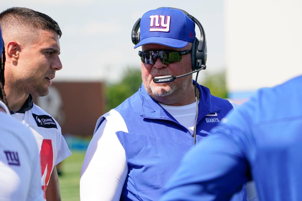New York Giants defensive coordinator Don "Wink" Martindale, right, talks to linebacker Blake Martinez on the first day of training camp at Quest Diagnostics Training Center in East Rutherford on Wednesday, July 27, 2022.

Nfl Giants Training Camp