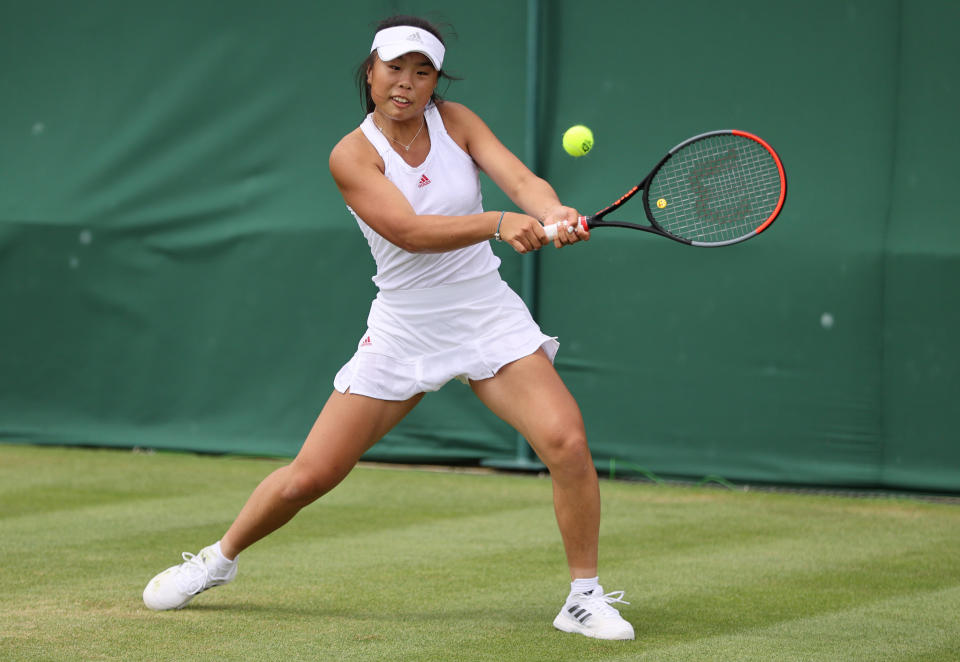 Mimi Xu booked her place in qualifying for the main draw by winning the LTA’s 18 & Under Junior National Championships in April