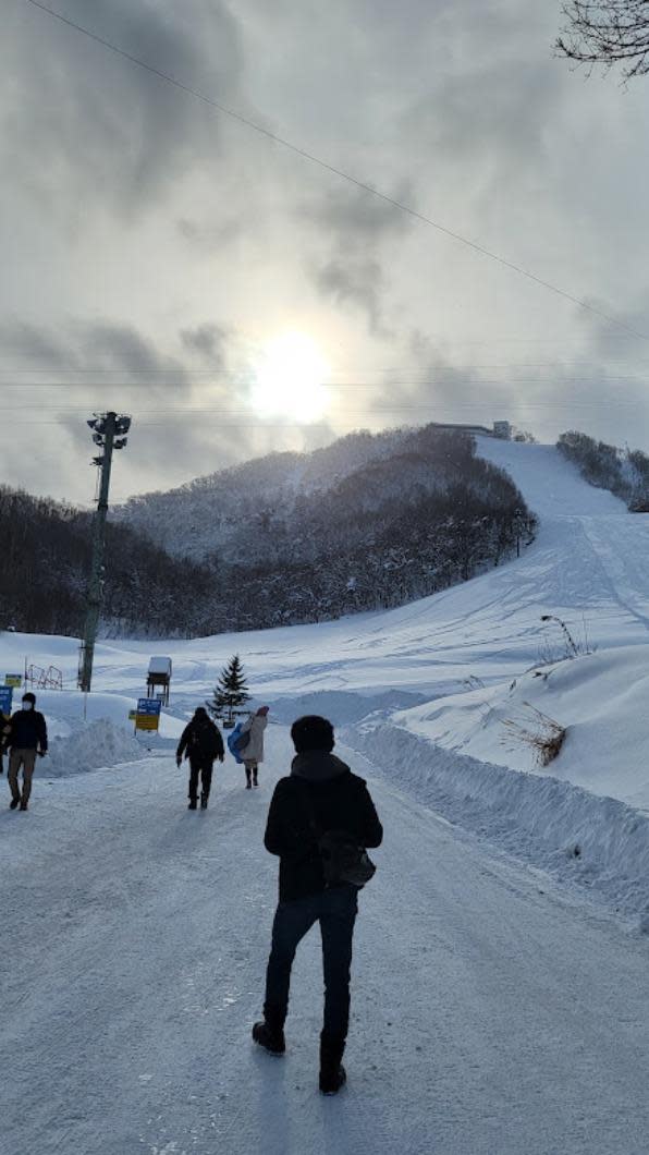 天狗山是滑雪場，也能看到小樽全景。( 圖 / TVBS )