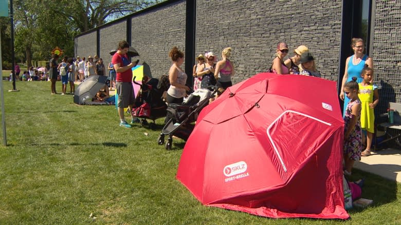 Long lines plague Edmonton's new natural swimming pool