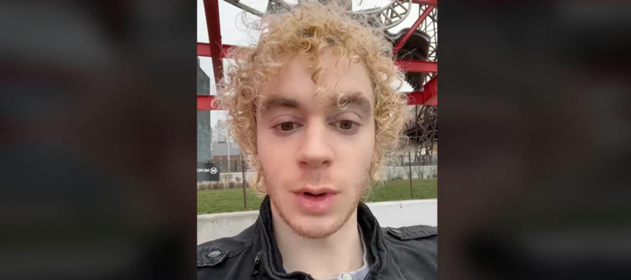 This New Yorker defended restaurant jobs in viral TikTok after getting laid off from a tech company. Could he actually be better off in the service industry?