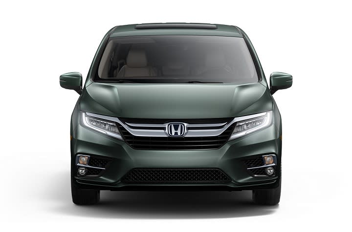 2018 Honda Odyssey front photo