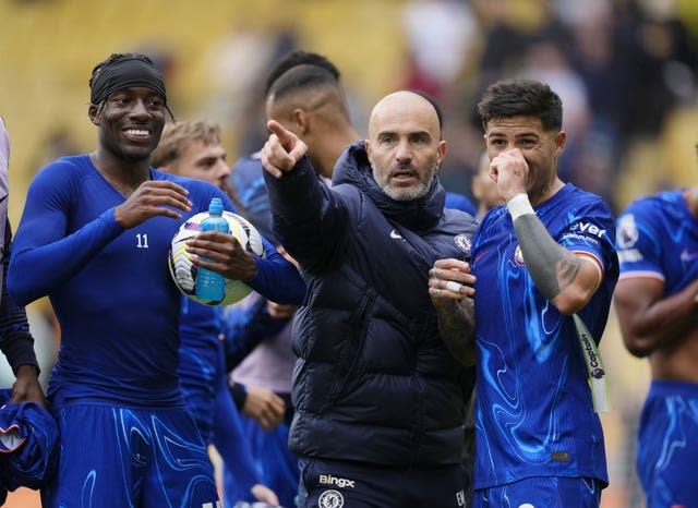 Chelsea manager Enzo Maresca gives instructions to his players