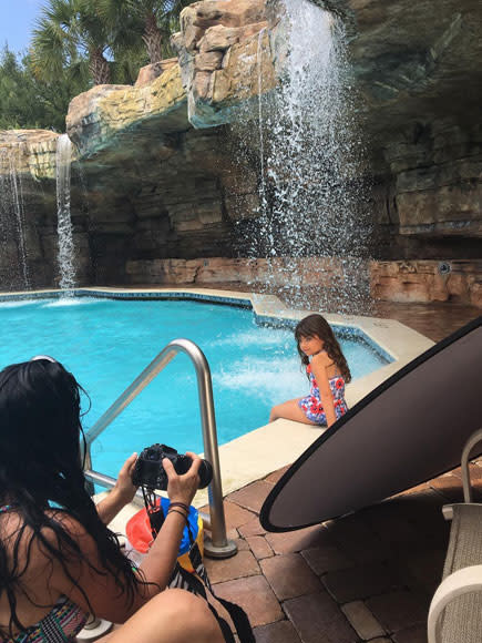 Farrah Abraham Criticized for Sharing Provocative Photos of 7-Year-Old  Daughter in Bikini and Makeup