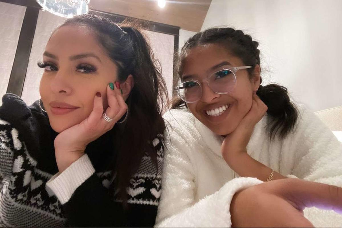 Vanessa Bryant Shows Off Her School Spirit With Daughter Natalia for USC's  Family Weekend