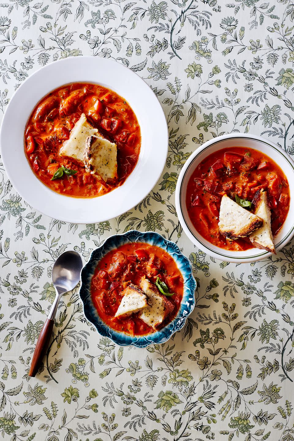 Chunky Tomato-Red Pepper Soup