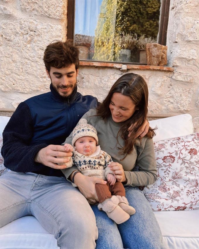 Marta Pombo anuncia emocionada que ya está mirando vestidos para su boda con Luis Zamalloa