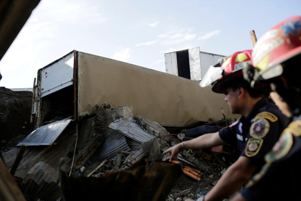 Un portavoz de la municipalidad de Villa Nueva dijo que además de las víctimas mortales se calcula que son nueve las viviendas afectadas. Foto: Reuters