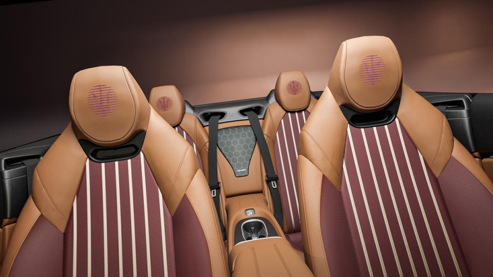 Inside the Maserati GranCabrio Folgore