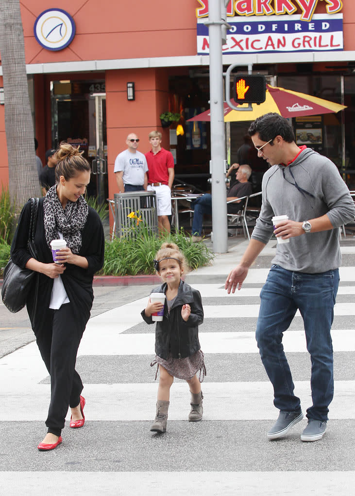 Jessica Alba Cash Warren Brkfst