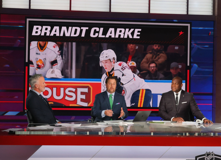 NHL Network announcers discuss the Kings selecting Brandt Clarke eighth overall in the NHL draft July 23, 2021.