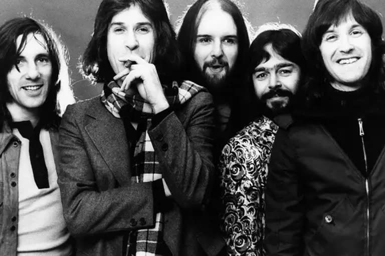 John Gosling ingresó a The Kinks en 1970 y permaneció allí hasta 1978