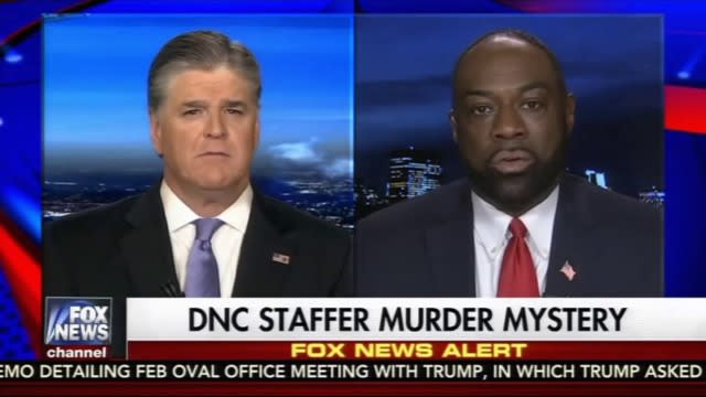 Sean Hannity speaks with Rod Wheeler in this screengrab from Fox News' coverage of the death of Seth Rich.