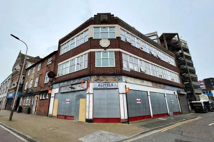 Exterior of former takeaway in Belgrave Gate up for auction