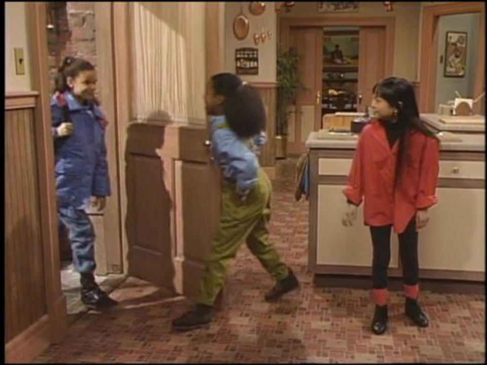 <span>Nicolle Rochelle (left) on <em>The Cosby Show</em>. </span>(Photo: NBC)