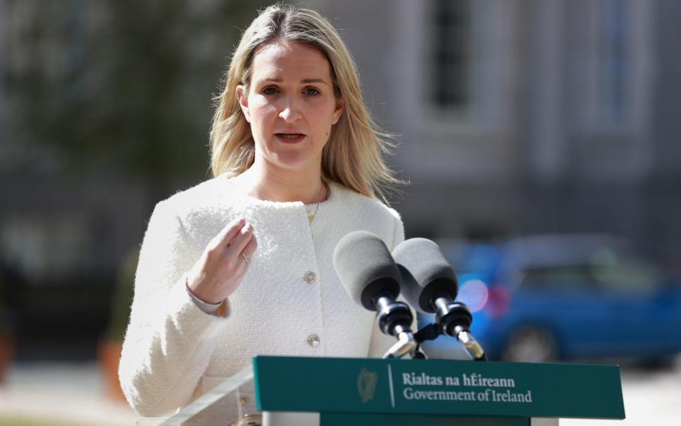 Helen McEntee, η Ιρλανδή Υπουργός Δικαιοσύνης