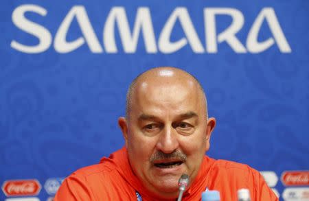 Soccer Football - World Cup - Russia News Conference - Samara Arena, Samara, Russia - June 24, 2018. Coach Stanislav Cherchesov attends a news conference. REUTERS/David Gray