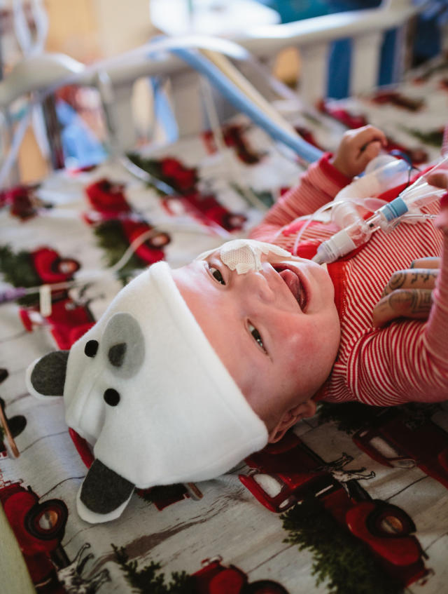 USA Today  These tiny babies in tiny costumes in NICU will melt your heart  — Schaumburg Photography